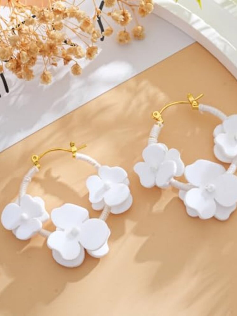 Bohemian‎ white flower circle women's earrings